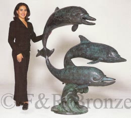 Bronze fountain three dolphins by Nardini
