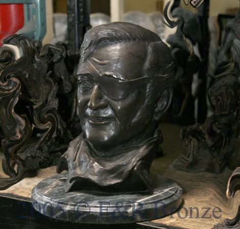 John Wayne bronze-3