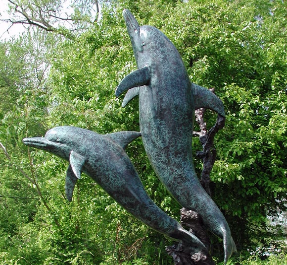 Two Dolphins with Coral bronze reproduction-3