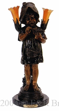Girl Holding Bird bronze lamp by Fuenze